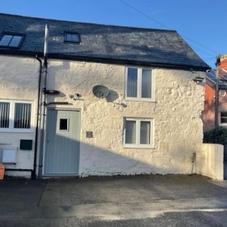 Y Stabl 94A Villa Denbigh Exterior photo