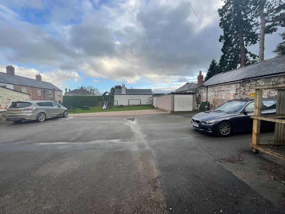 Y Stabl 94A Villa Denbigh Exterior photo